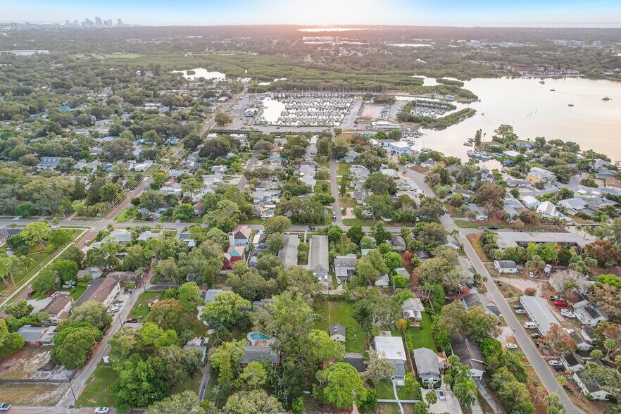 More Photos Of 3017 49th St S, Gulfport Apartments For Sale