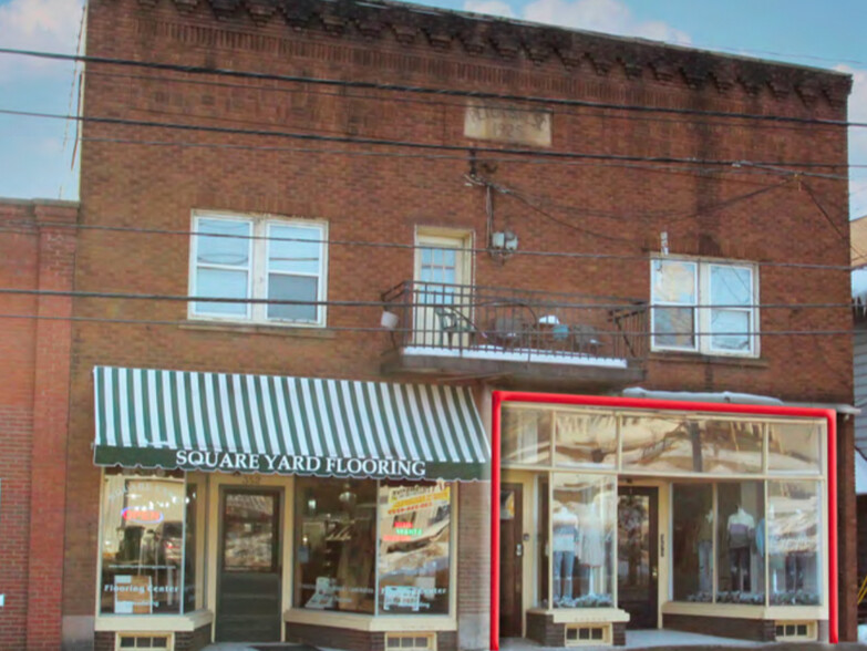 Primary Photo Of 350-352 Main St, Wadsworth Storefront Retail Residential For Lease