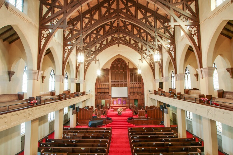 More Photos Of 464 E Walnut St, Pasadena Specialty For Lease