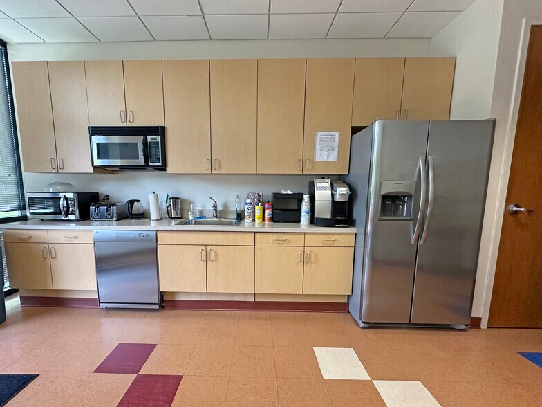 More Photos Of , Columbia Office For Sale