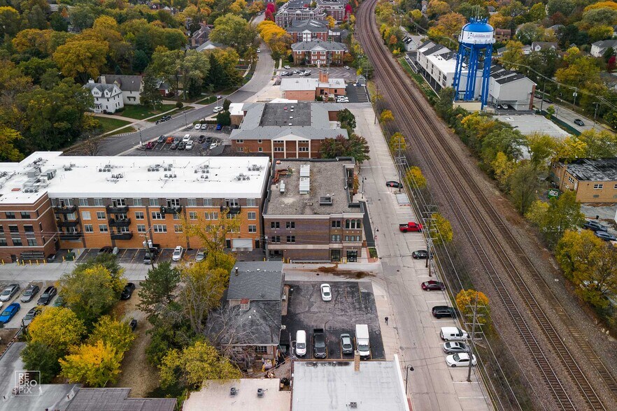 More Photos Of 1 Walker Ave, Clarendon Hills Office For Lease