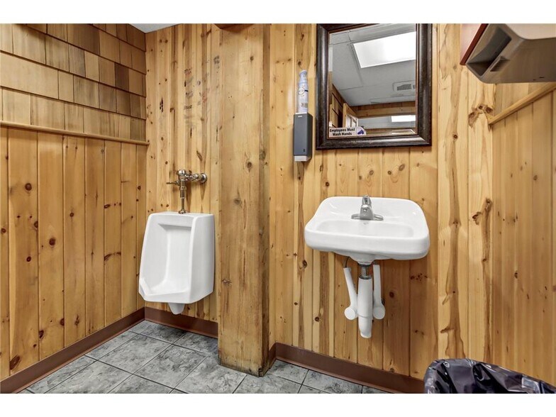 More Photos Of 39 N Union St, Mora Restaurant For Sale