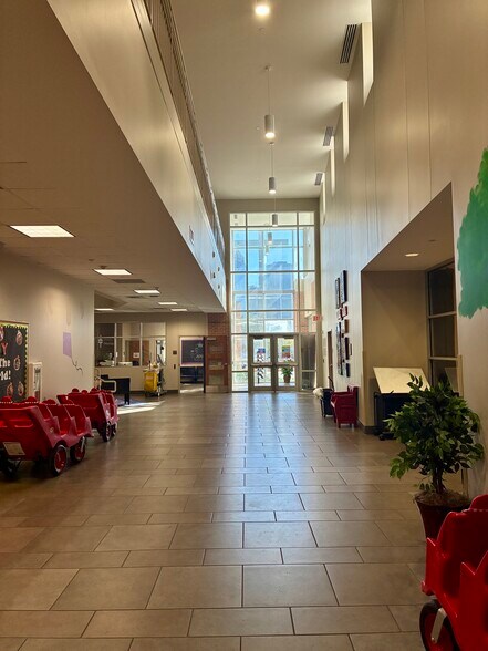 More Photos Of 1316 Washington Ave, Houston Schools For Lease
