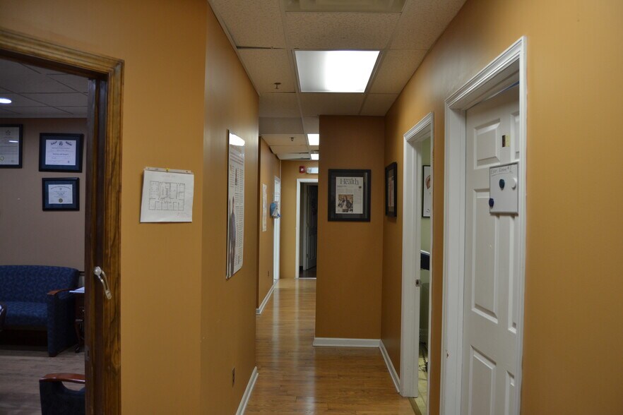 More Photos Of 670 N Beers St, Holmdel Medical For Sale