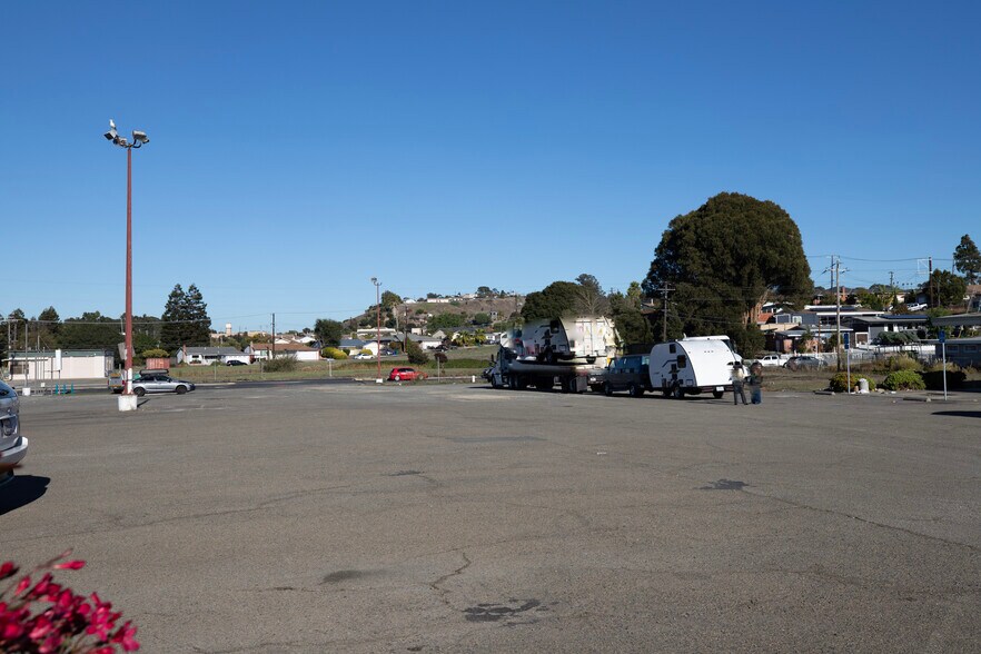 More Photos Of San Pablo Ave @ Tara Hills Dr, Pinole Land For Sale