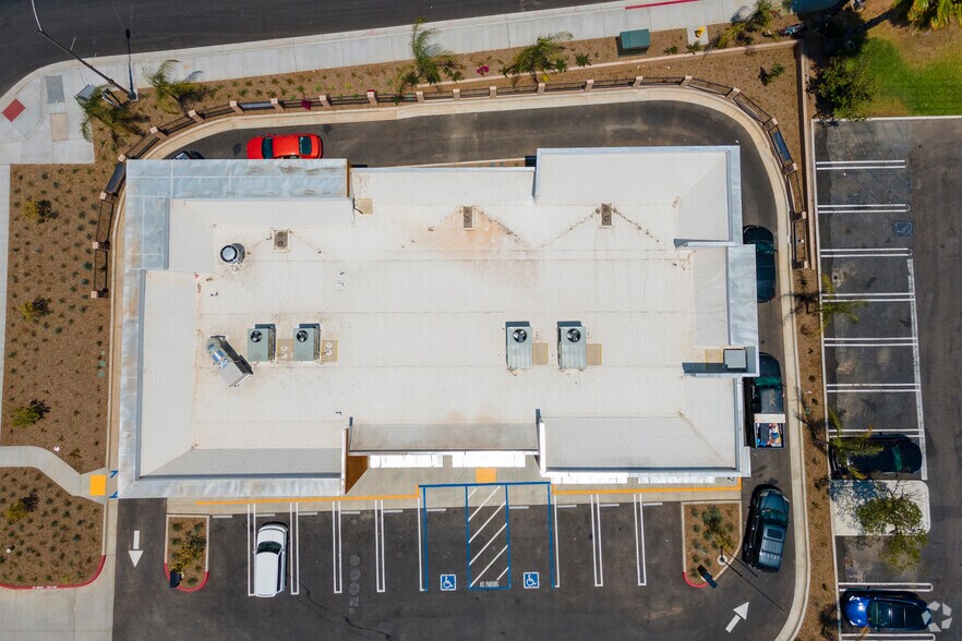 More Photos Of 1107 E Valley Pky, Escondido Storefront Retail Office For Lease