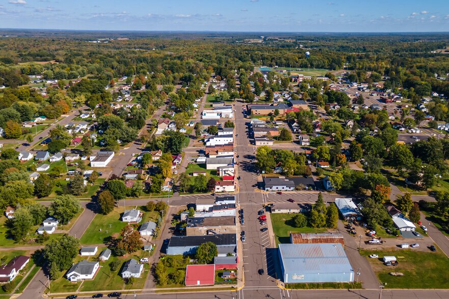 More Photos Of 116 Main St, Cornell Bar For Sale