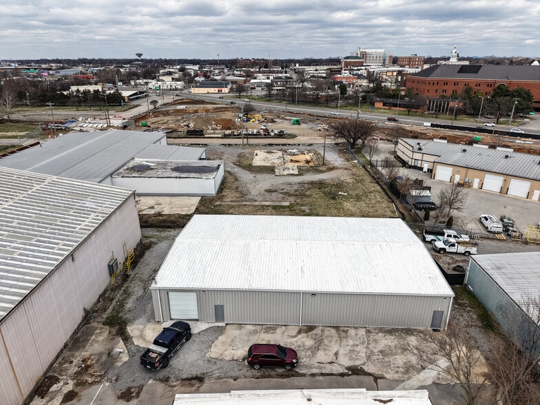 More Photos Of 310 W Castle St, Murfreesboro Service For Sale