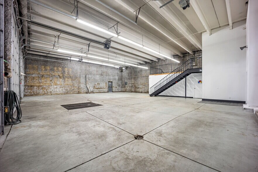 More Photos Of 3580 Chelton Loop N, Colorado Springs Warehouse For Sale