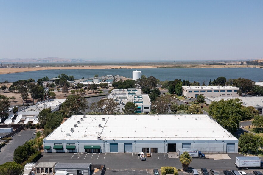 More Photos Of 130 Mason Cir, Concord Warehouse For Lease