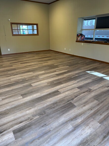 More Photos Of 3401 6th Ave, Tacoma Unknown For Lease