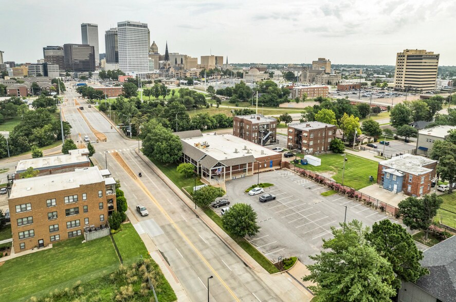 More Photos Of 1305 S Denver Ave, Tulsa Office For Sale