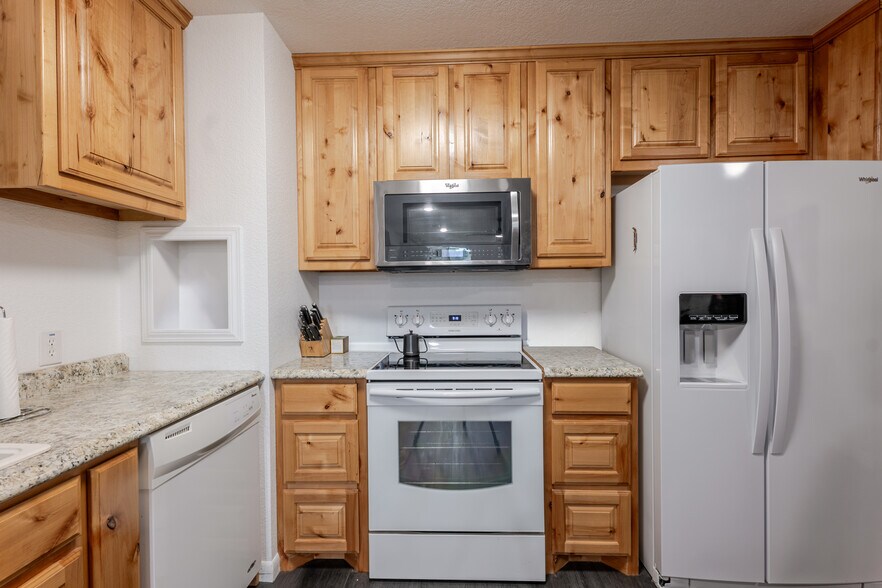More Photos Of 5133 Pyramid Blvd, Fort Worth Land For Lease
