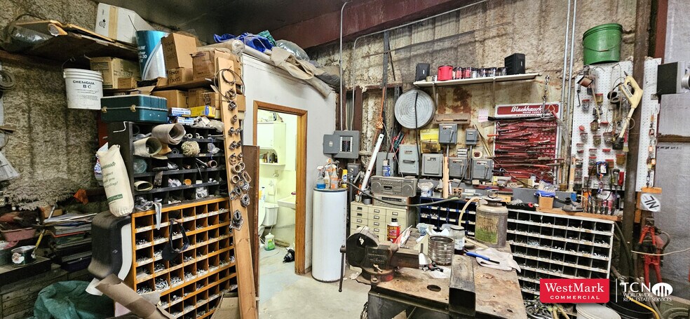 More Photos Of 12901 Avenue J, Lubbock Warehouse For Sale