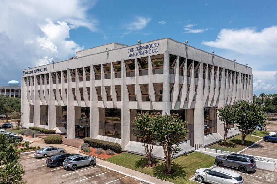 More Photos Of 17625 El Camino Real, Houston Unknown For Lease