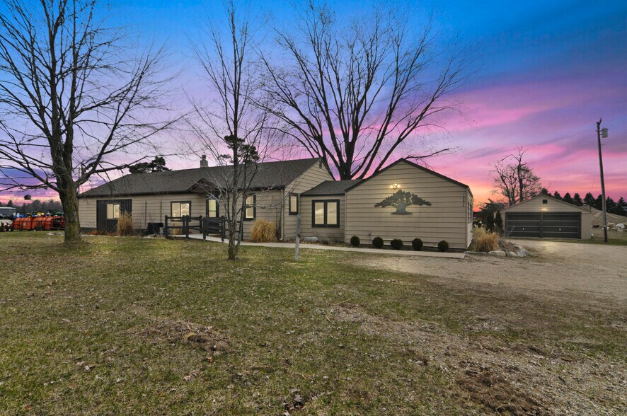 Primary Photo Of 18554 Northland Dr, Big Rapids Medical For Sale