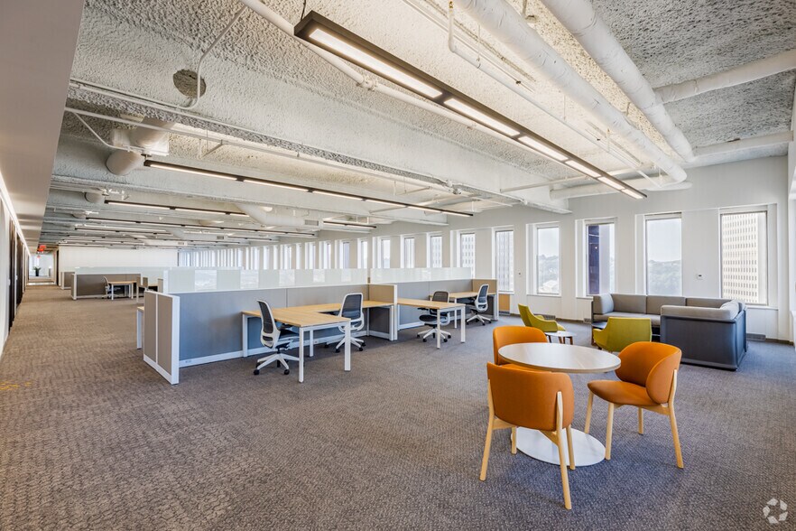 More Photos Of 600 Grant St, Pittsburgh Office For Lease