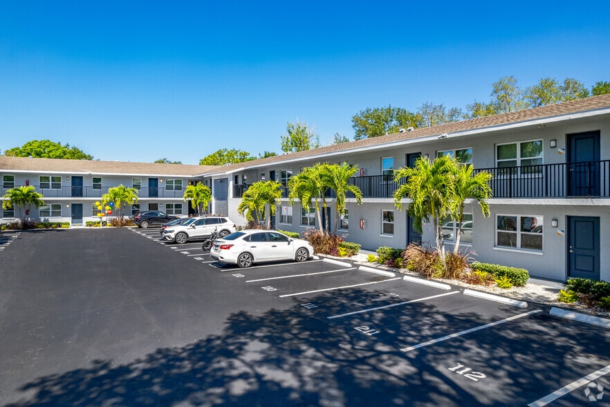 Primary Photo Of 785 N Osprey Ave, Sarasota Apartments For Sale