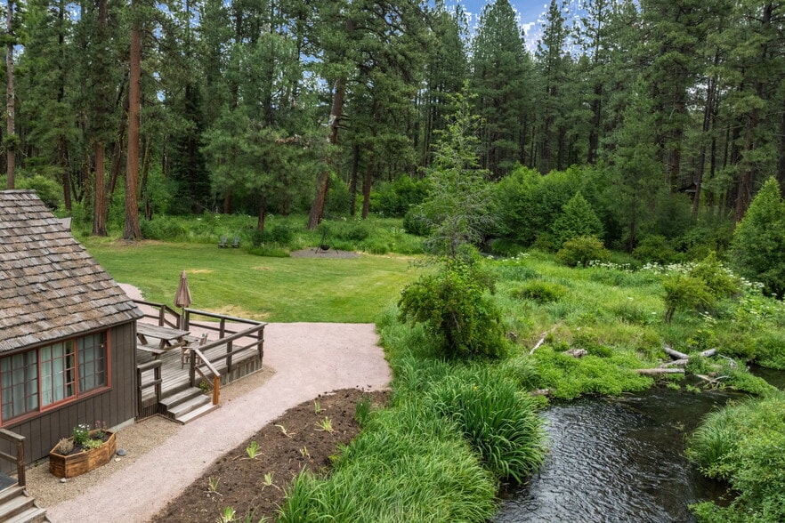 More Photos Of 13375 SW Forest Service Rd, Camp Sherman Hotel For Sale