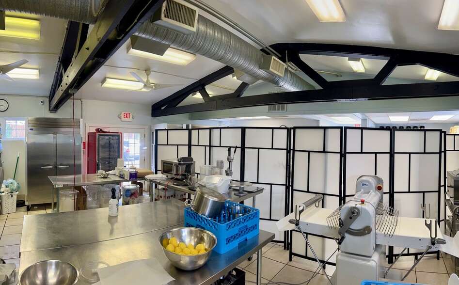 More Photos Of 231-239 S Main St, Mount Airy Freestanding For Sale