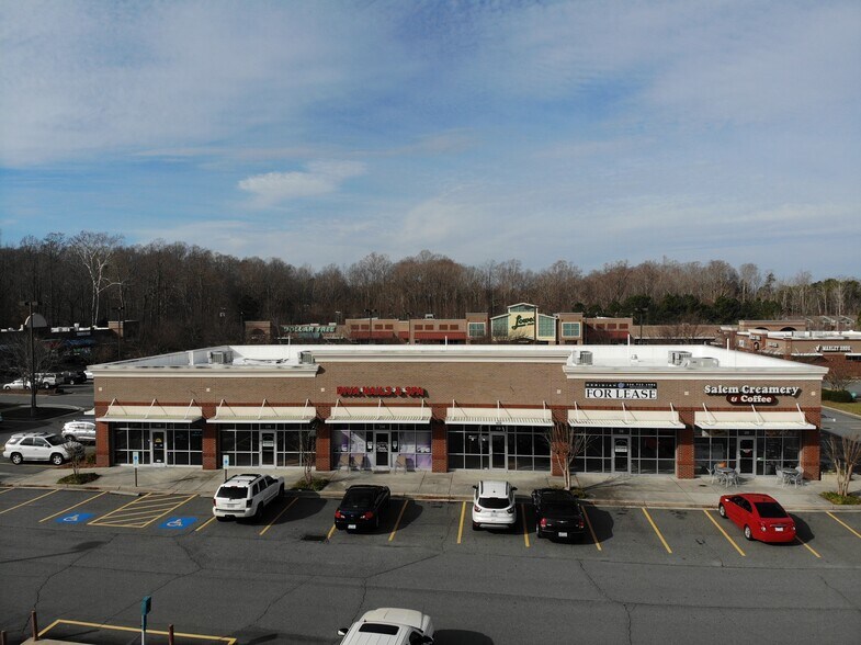 Primary Photo Of 5038 Peters Creek Pky, Winston-Salem Freestanding For Lease