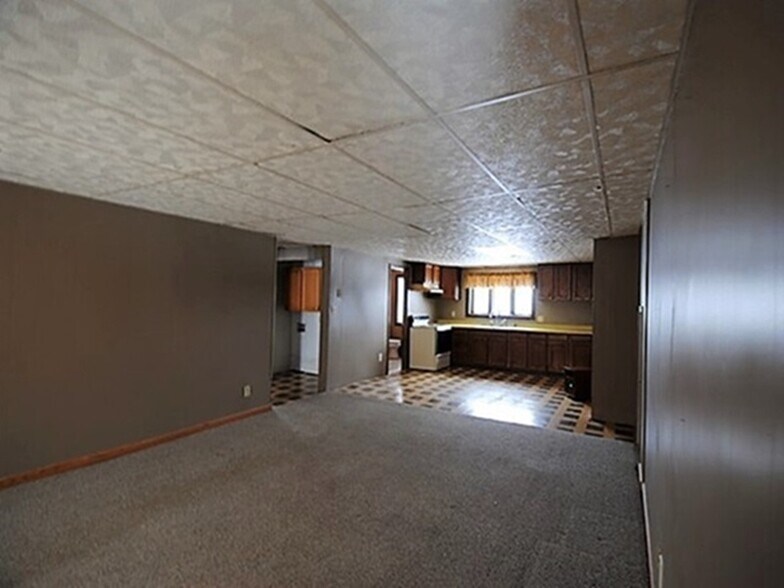 More Photos Of N10005 Highway 73, Greenwood Bar For Sale