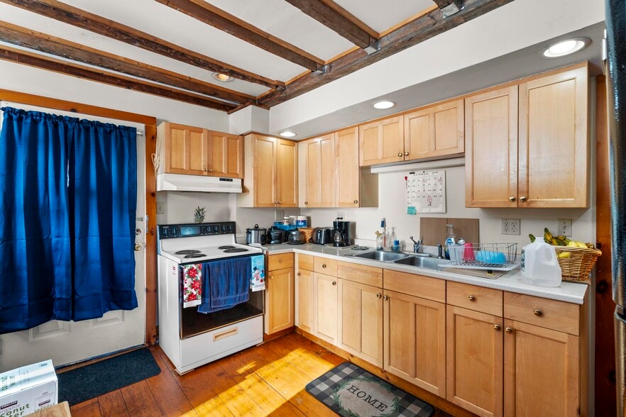 More Photos Of , Deep River Unknown For Sale