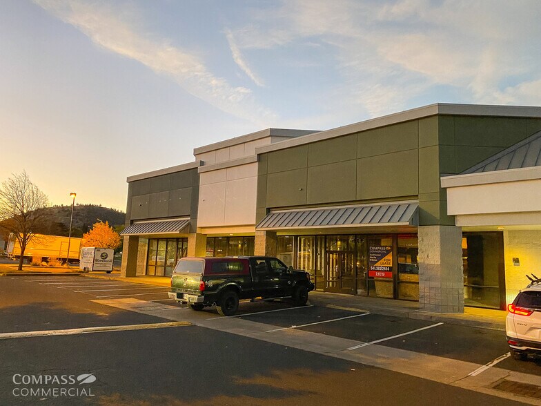 More Photos Of 2600-2650 NE Highway 20, Bend Unknown For Lease