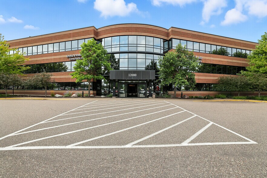 Primary Photo Of 12000 Elm Creek Blvd, Maple Grove Medical For Lease
