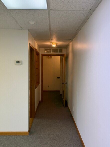 More Photos Of 62 Portsmouth Ave, Stratham Storefront Retail Office For Lease