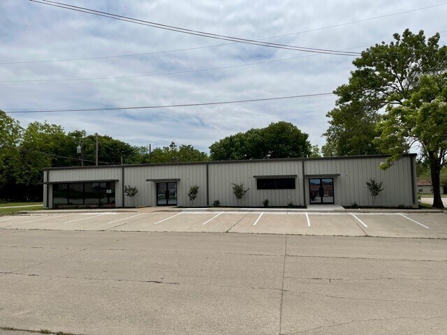 More Photos Of 840 E Main St, Gainesville Medical For Lease