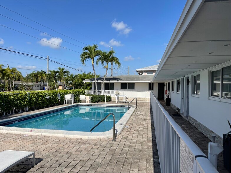 More Photos Of 231 SW 15th St, Pompano Beach Apartments For Sale