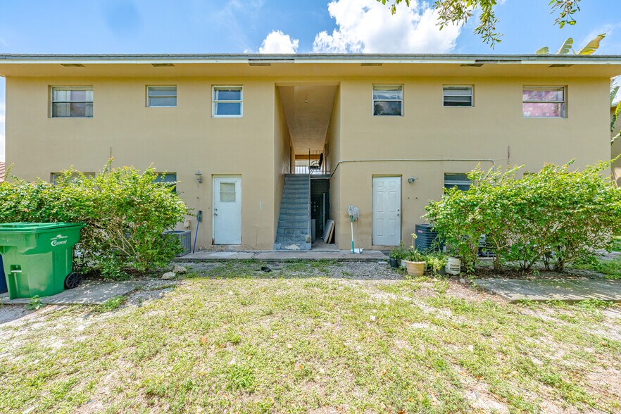 More Photos Of 7523 NW 44th Court, Coral Springs Apartments For Sale