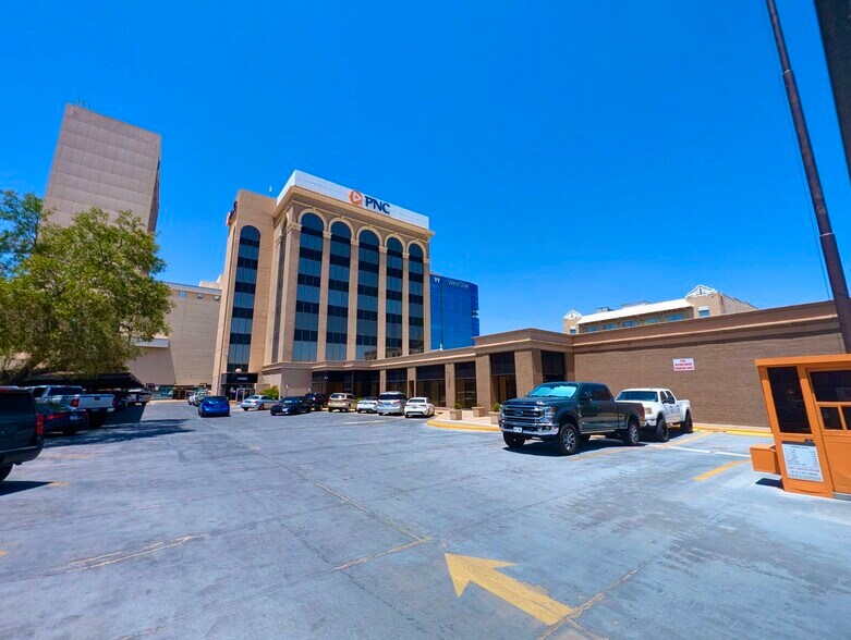 More Photos Of 416 N Stanton St, El Paso Office For Lease