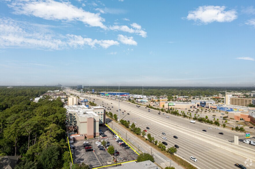 More Photos Of 7611 Katy Fwy, Houston Hotel For Sale