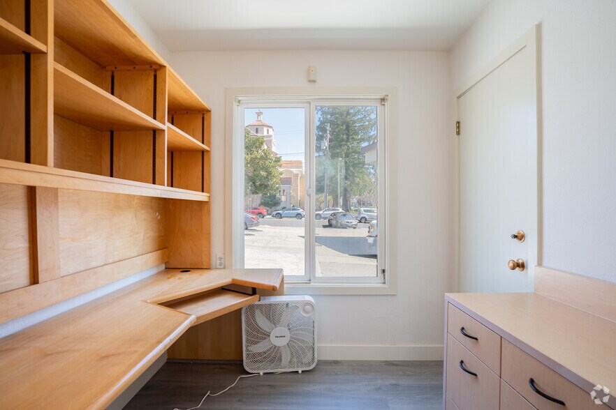 More Photos Of 4185-4187 Piedmont Ave, Oakland Medical For Sale