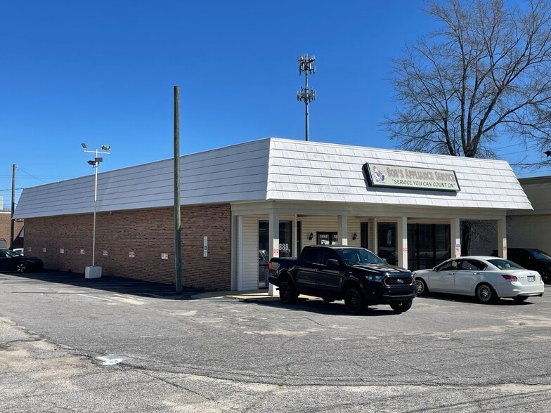 Primary Photo Of 1888 Sunset Ave, Rocky Mount Freestanding For Sale
