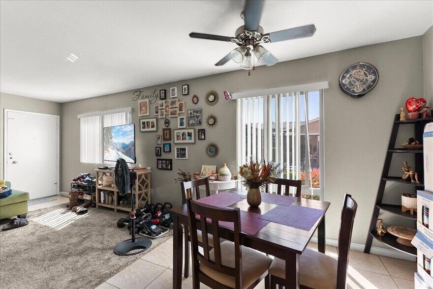 More Photos Of 915 Johnfer Way, Sacramento Apartments For Sale