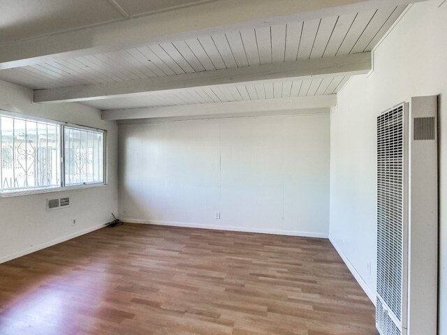 More Photos Of 314-324 105th Ave, Oakland Apartments For Sale