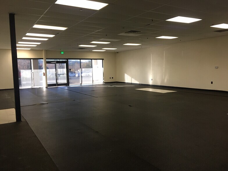 More Photos Of 779-789 E Monte Vista Ave, Vacaville General Retail For Lease