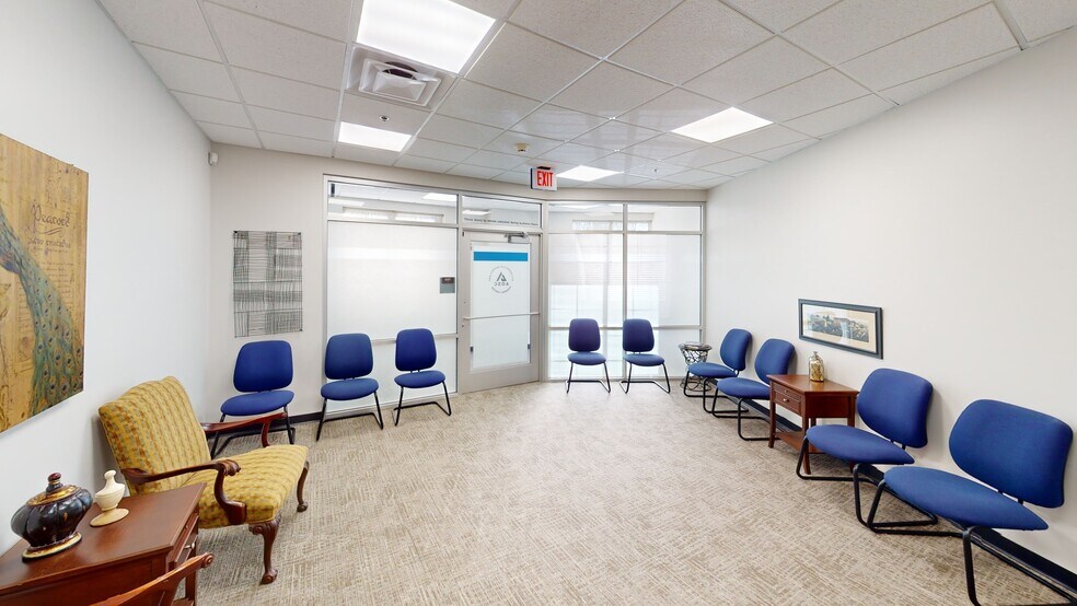More Photos Of 10967 Allisonville Rd, Fishers Medical For Lease