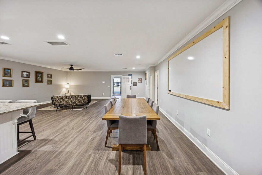 More Photos Of 142 Big a Way, Saint Marys Industrial For Sale