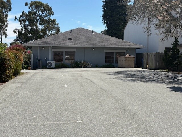 More Photos Of 470 Camino El Estero, Monterey Office For Lease