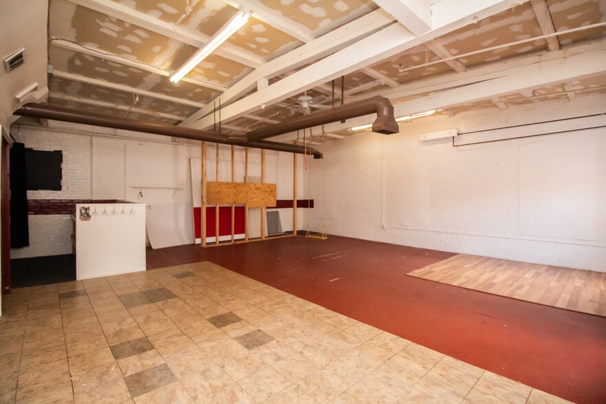 More Photos Of 21-69 S Main St, Leicester Service For Lease