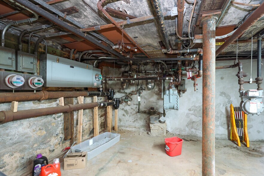 More Photos Of 1848 Coney Island Ave, Brooklyn Flex For Sale