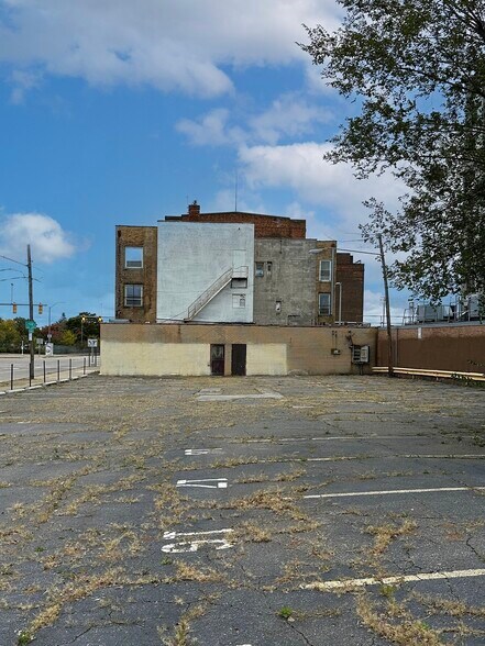 More Photos Of 3608 Euclid Ave, Cleveland Office Residential For Sale