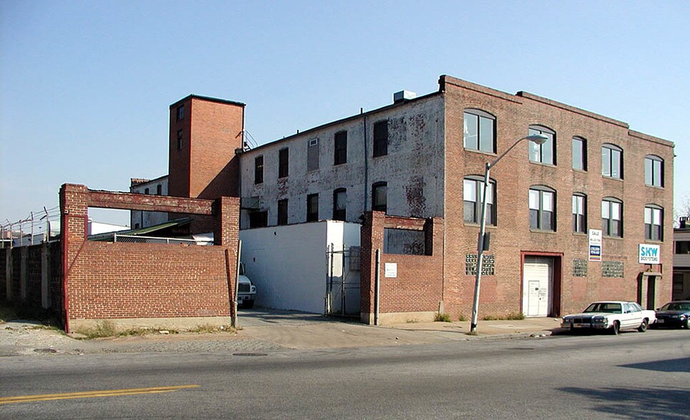 More Photos Of 901-909 S Carey St, Baltimore Warehouse For Sale