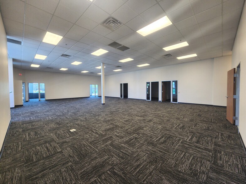 More Photos Of 5525 S Decatur Blvd, Las Vegas Unknown For Lease