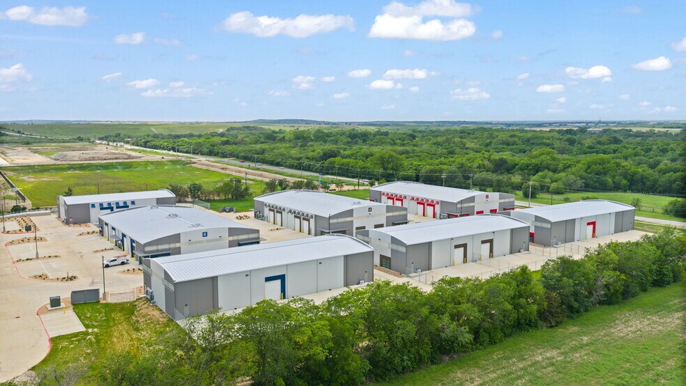 More Photos Of 5601 FM 973, Del Valle Unknown For Lease
