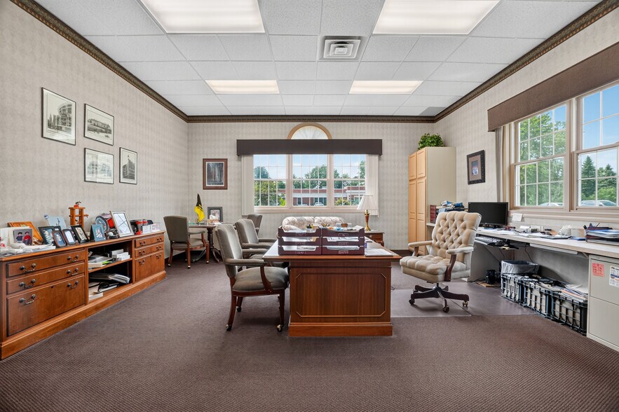 More Photos Of 1695 Joseph Lloyd Pky, Willoughby Warehouse For Sale